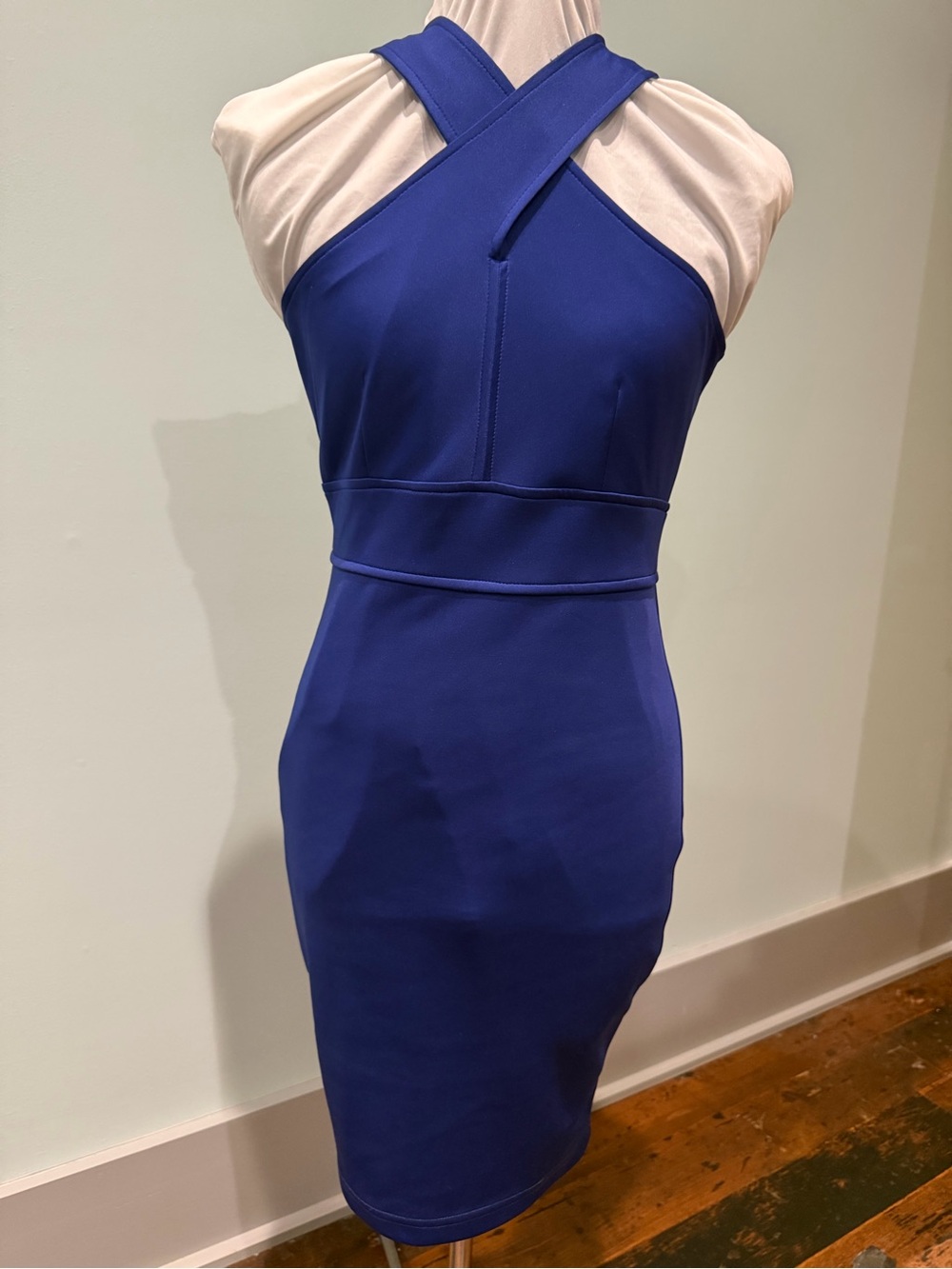 Maison Tara criss cross  neckline blue 
Sheath Dress